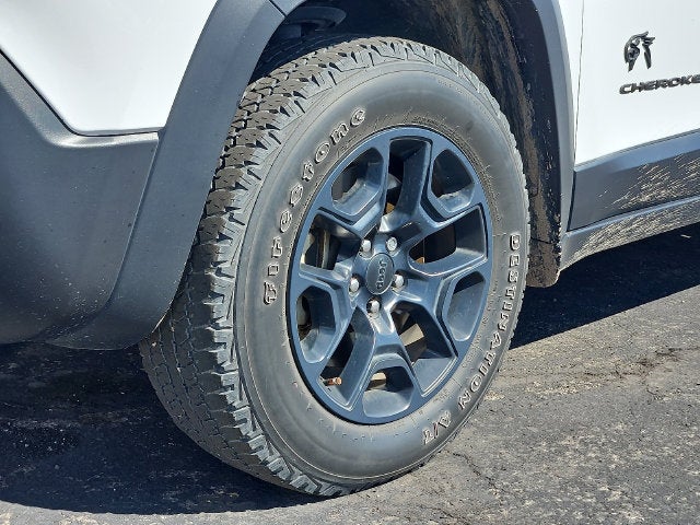 2022 Jeep Cherokee Trailhawk