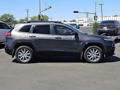 2018 Jeep Cherokee Latitude Tech Connect