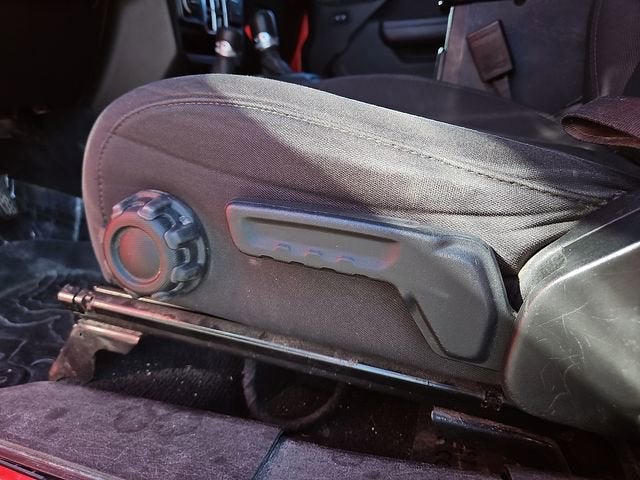 2022 Jeep Gladiator Sport S