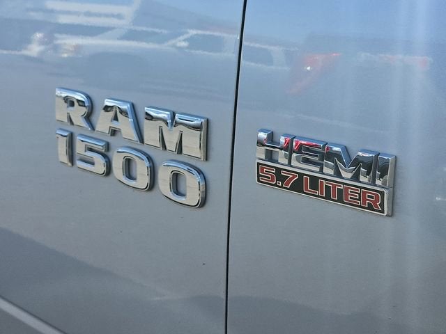 2016 RAM 1500 SLT