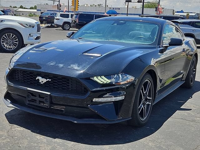 2021 Ford Mustang EcoBoost
