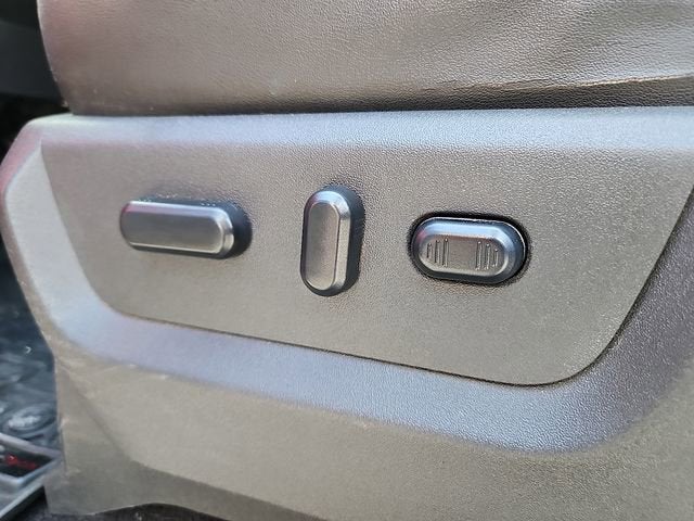 2015 Ford Super Duty F-250 SRW Lariat