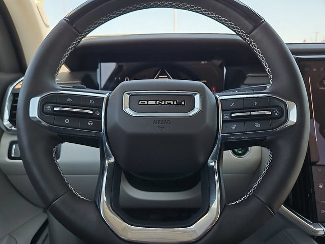 2026 GMC Acadia Denali - Photo 21