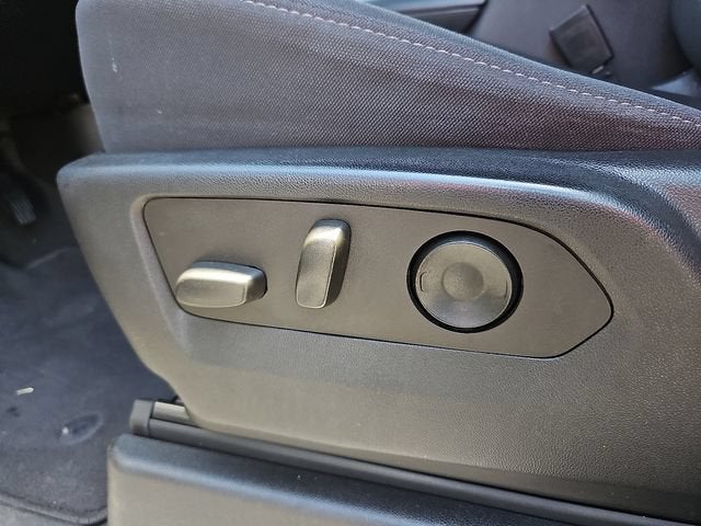 2022 GMC Yukon SLE