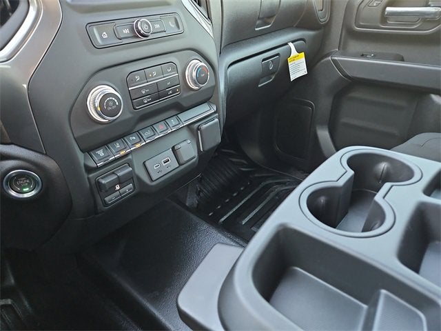 2025 GMC Sierra 2500 HD Pro