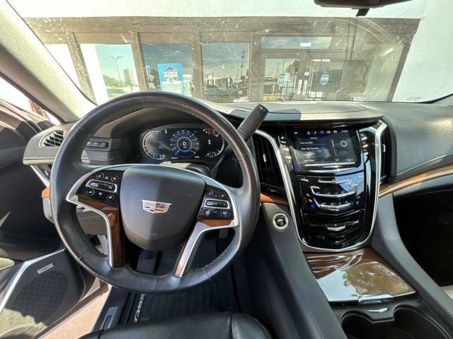 2020 Cadillac Escalade Luxury