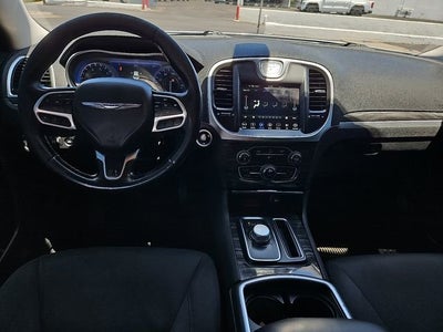 2019 Chrysler 300 Touring