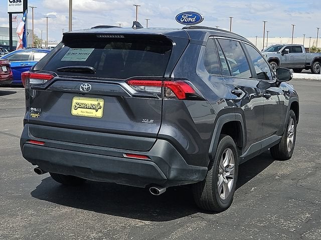 2025 Toyota RAV4 XLE