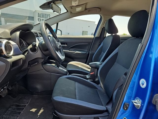 2024 Nissan Versa SV