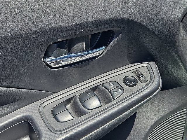 2023 Nissan Versa SV