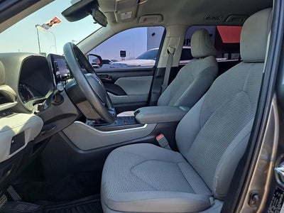 2022 Toyota Highlander L