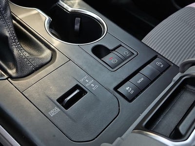 2022 Toyota Highlander L