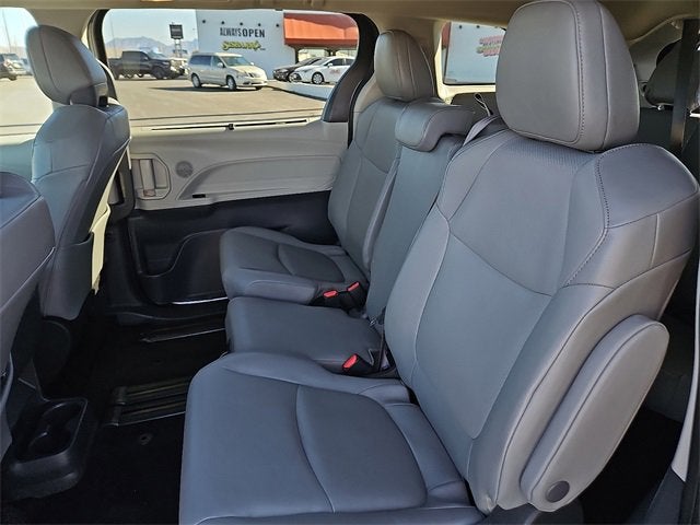 2024 Toyota Sienna XLE