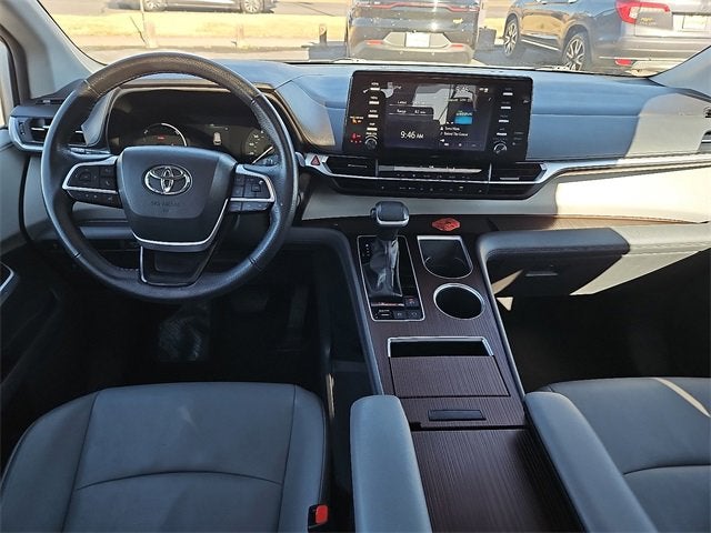 2024 Toyota Sienna XLE