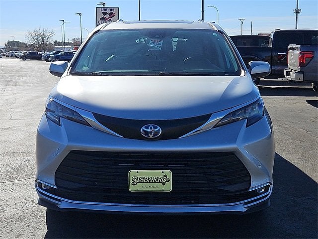 2024 Toyota Sienna XLE
