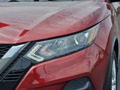 2022 Nissan Rogue Sport SV
