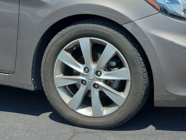 2012 Hyundai Accent SE
