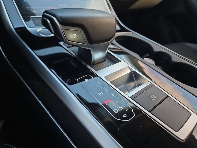 2019 Audi Q8 Premium Plus