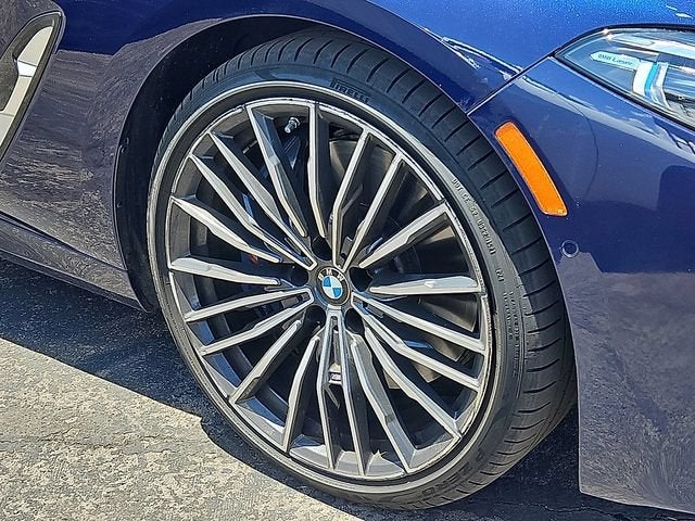 2022 BMW 8 Series 840i