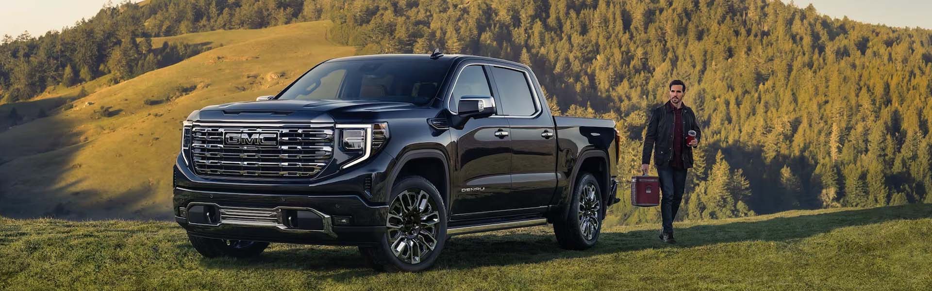 2023 GMC Sierra 1500 vs. 2023 Chevrolet Silverado 1500 | Sisbarro Buick GMC